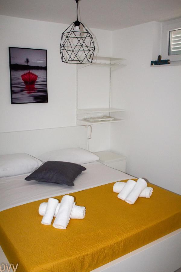Apartmani My Way, Tribunj Free Parking Free Bicycles Exterior foto